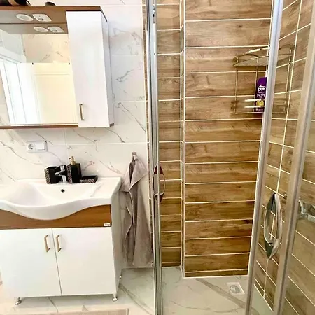 Design In 300m Zur Stadtmitte Апартаменты Кушадасы